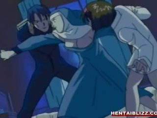 Monja hentai consigue lamido su coño por monstruo
